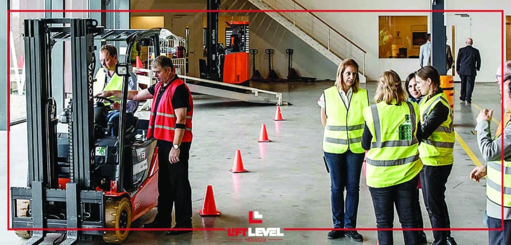 Patentino per carrello elevatore: serve davvero?