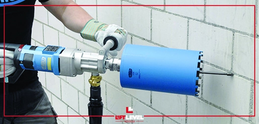 Come forare il cemento armato per far passare un tubo